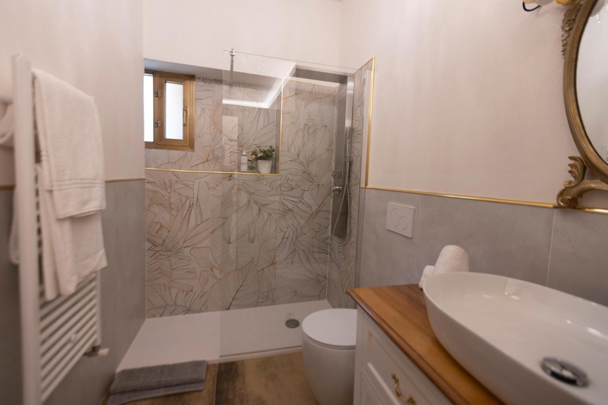 Lc41 Suites Florens Exteriör bild