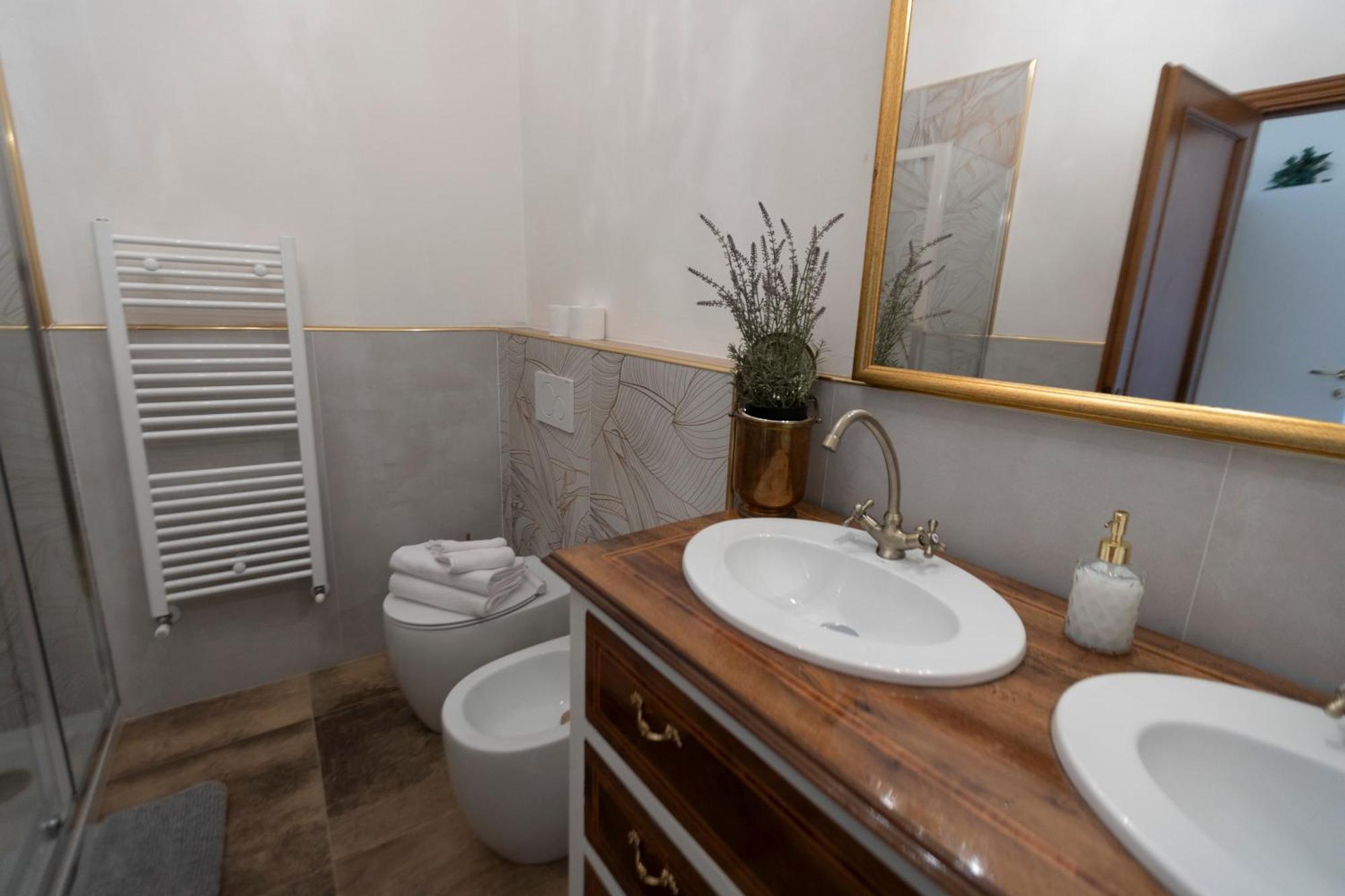 Lc41 Suites Florens Exteriör bild